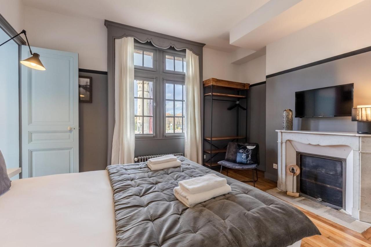 Le Manoir Des Embruns 14P - Location N1- Terrace- Public Parking 2 Min Villa Honfleur Bagian luar foto